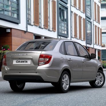 granta-sedan %2