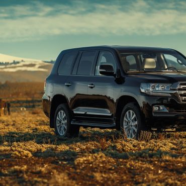 land-cruiser-200 %2